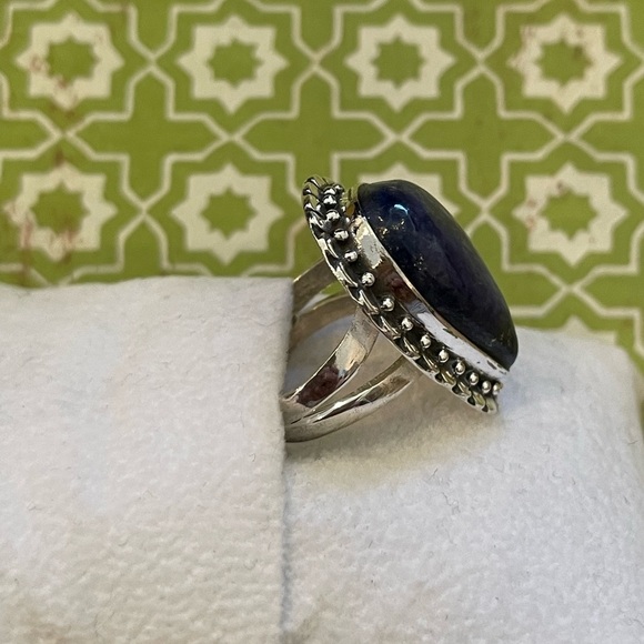 Blue Lapis Lazuli Natural Gemstone-925
Sterling Silver Ring Jewelry Size 8 NEW - Picture 5 of 9